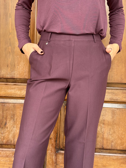Pantalone flare con tasche in Compact