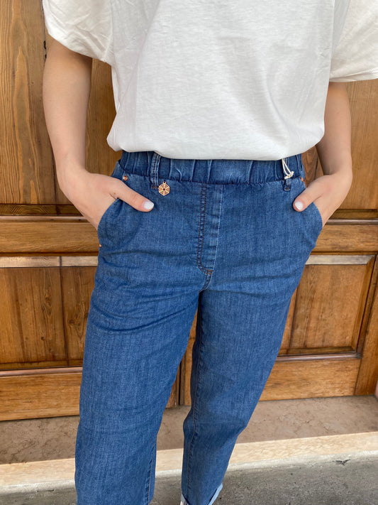 Jeans a carota con tasche in Light Denim