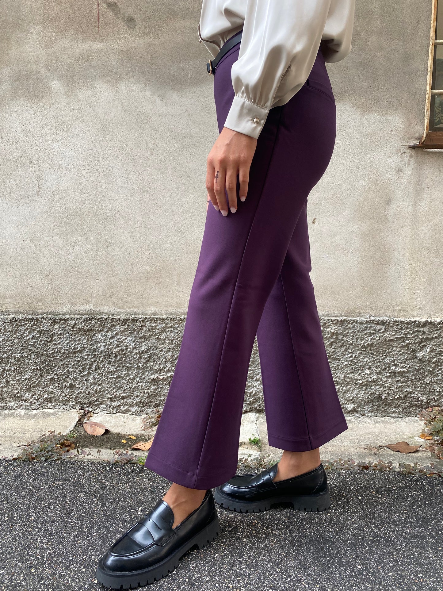 Pantalone Cropped Flare - Prugna